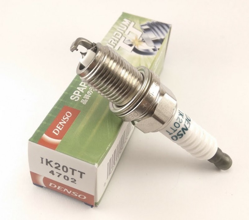 DENSO 4702 IRIDIUM SPARK PLUG